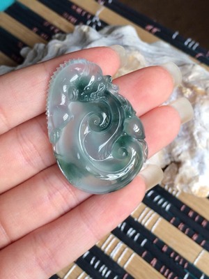 鉆石珠寶玉器之美 過(guò)度追求是否必要？